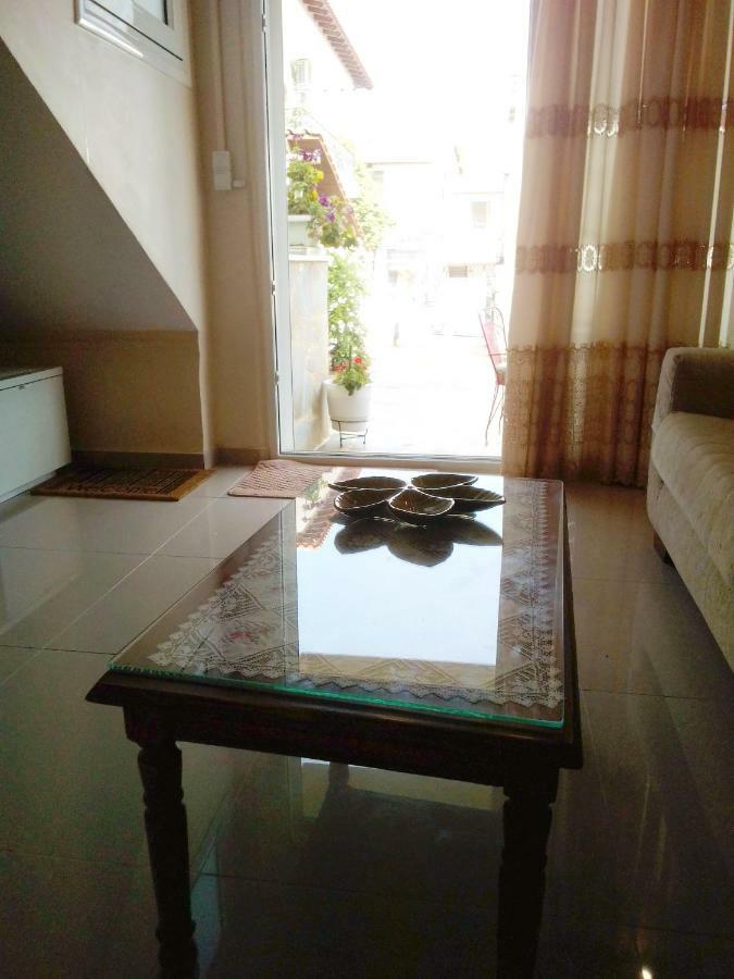 Maria'S Garden House Apartamento Flogita Exterior foto